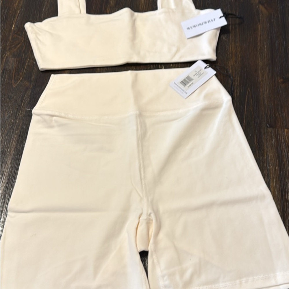 WeWoreWhat Cream Athletic Bike Shorts
